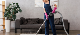 Preparing Your Carpets for the Holiday Season: Tips for a Festive and Clean Home